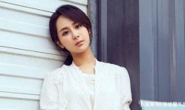杨紫爆料自己自卑视频,揭秘明星内心挣扎